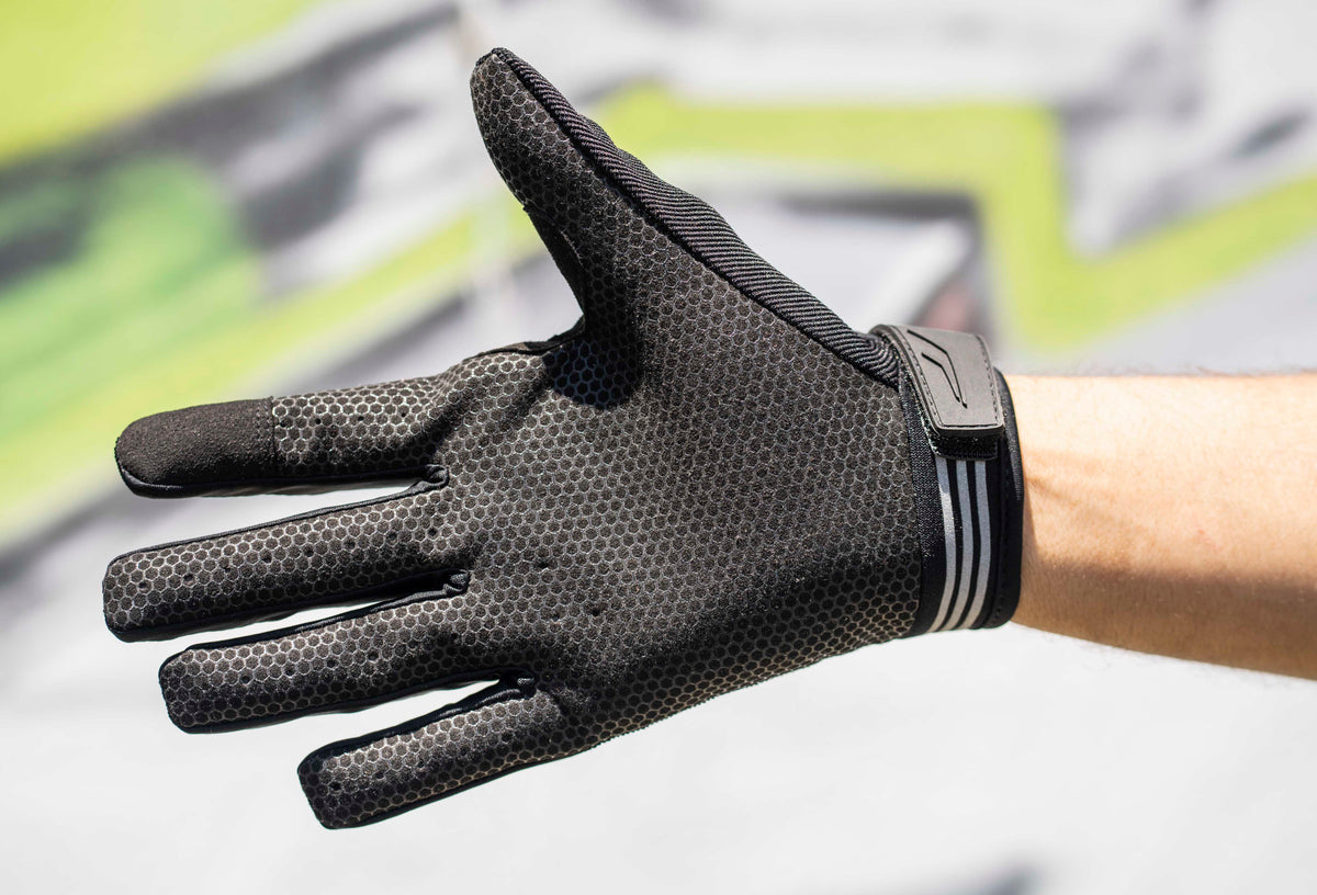 Shop Evolve's Ampere Gloves Online - Official Store UK – Evolve ...